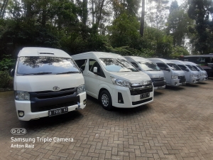 rental mobil hiace bandung